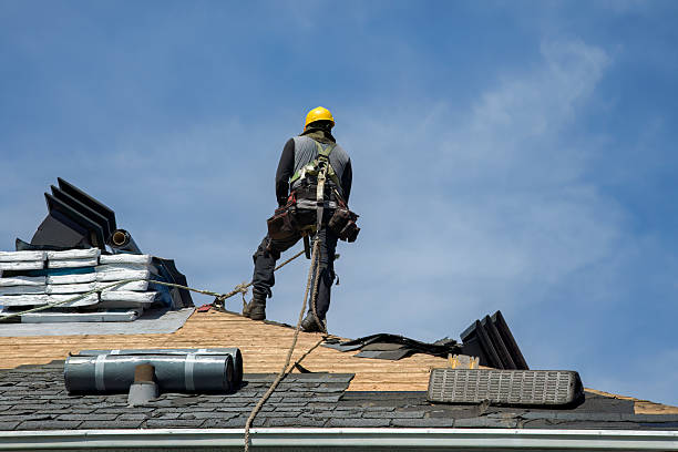 Professional Gutter Installation technician working in Ellsworth, KS